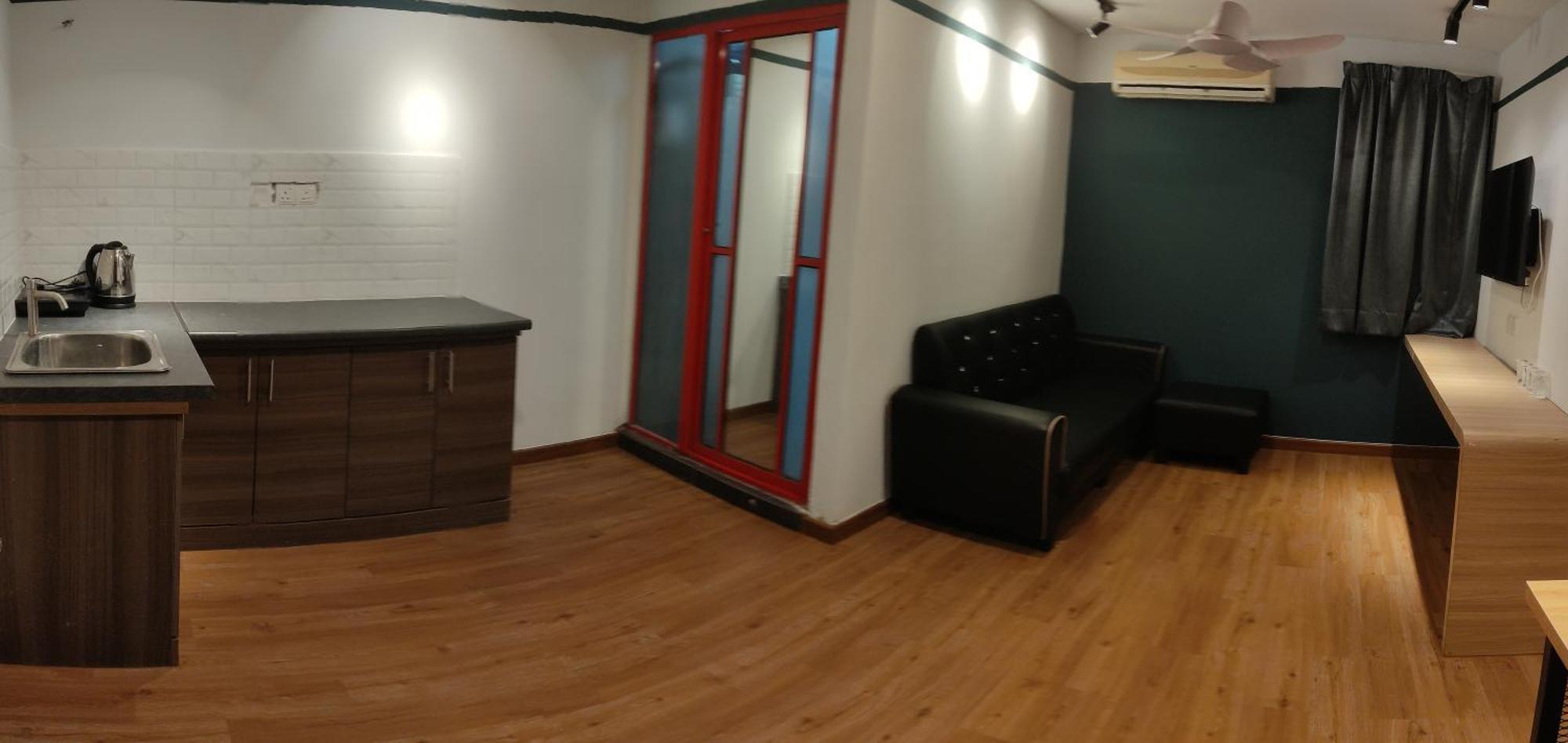 Smile Hotel C180 Cheras Selatan Екстер'єр фото