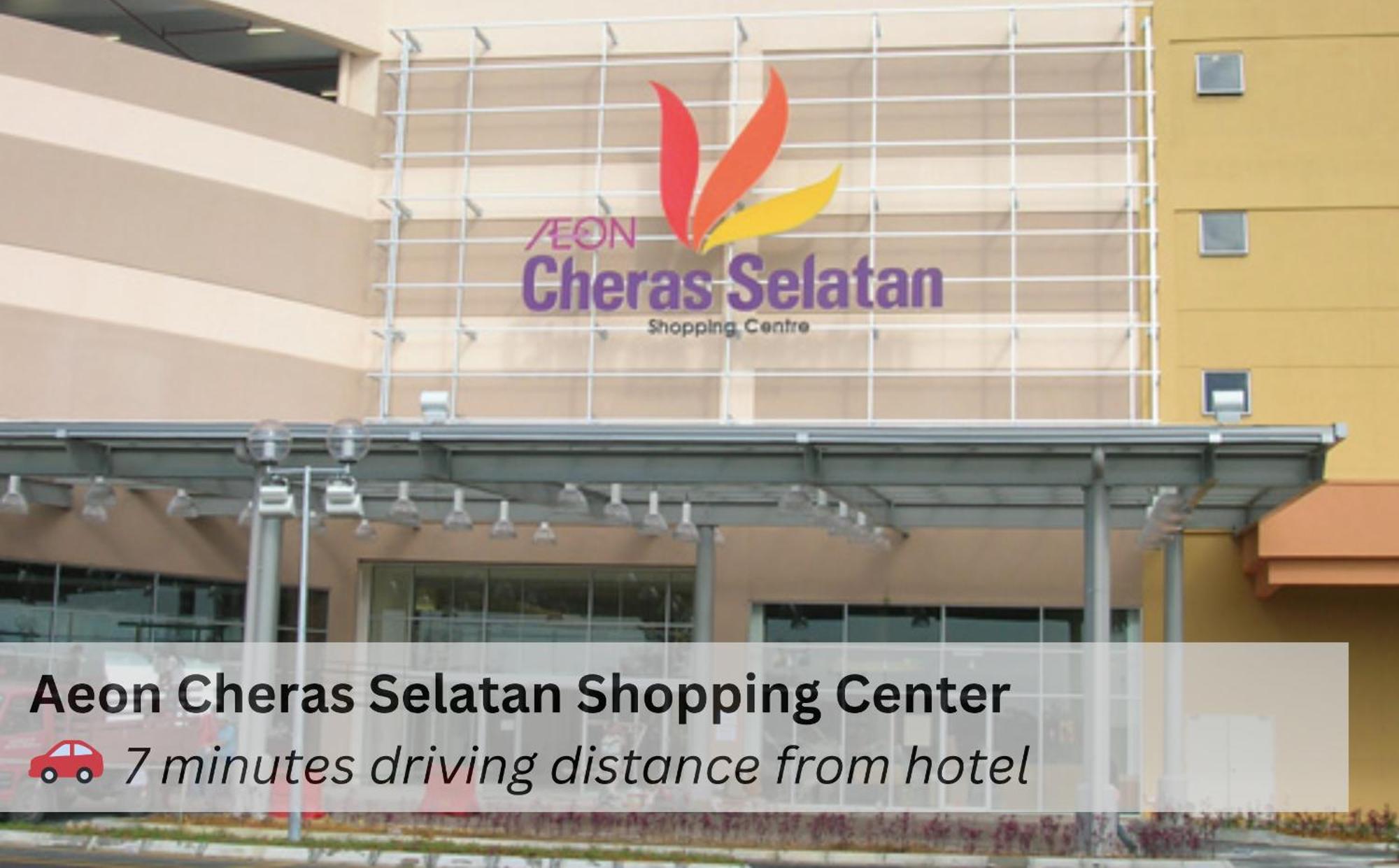 Smile Hotel C180 Cheras Selatan Екстер'єр фото