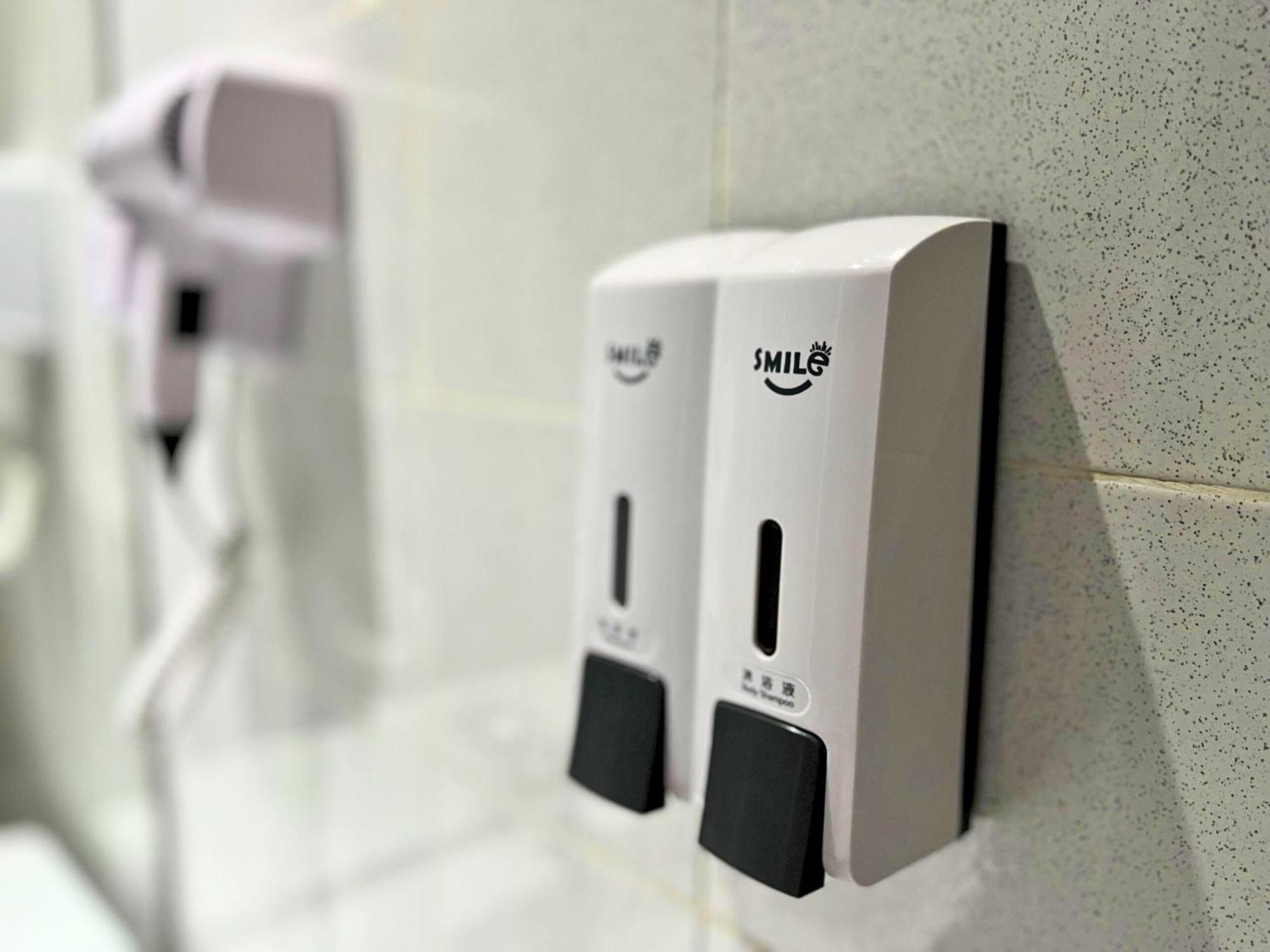 Smile Hotel C180 Cheras Selatan Екстер'єр фото