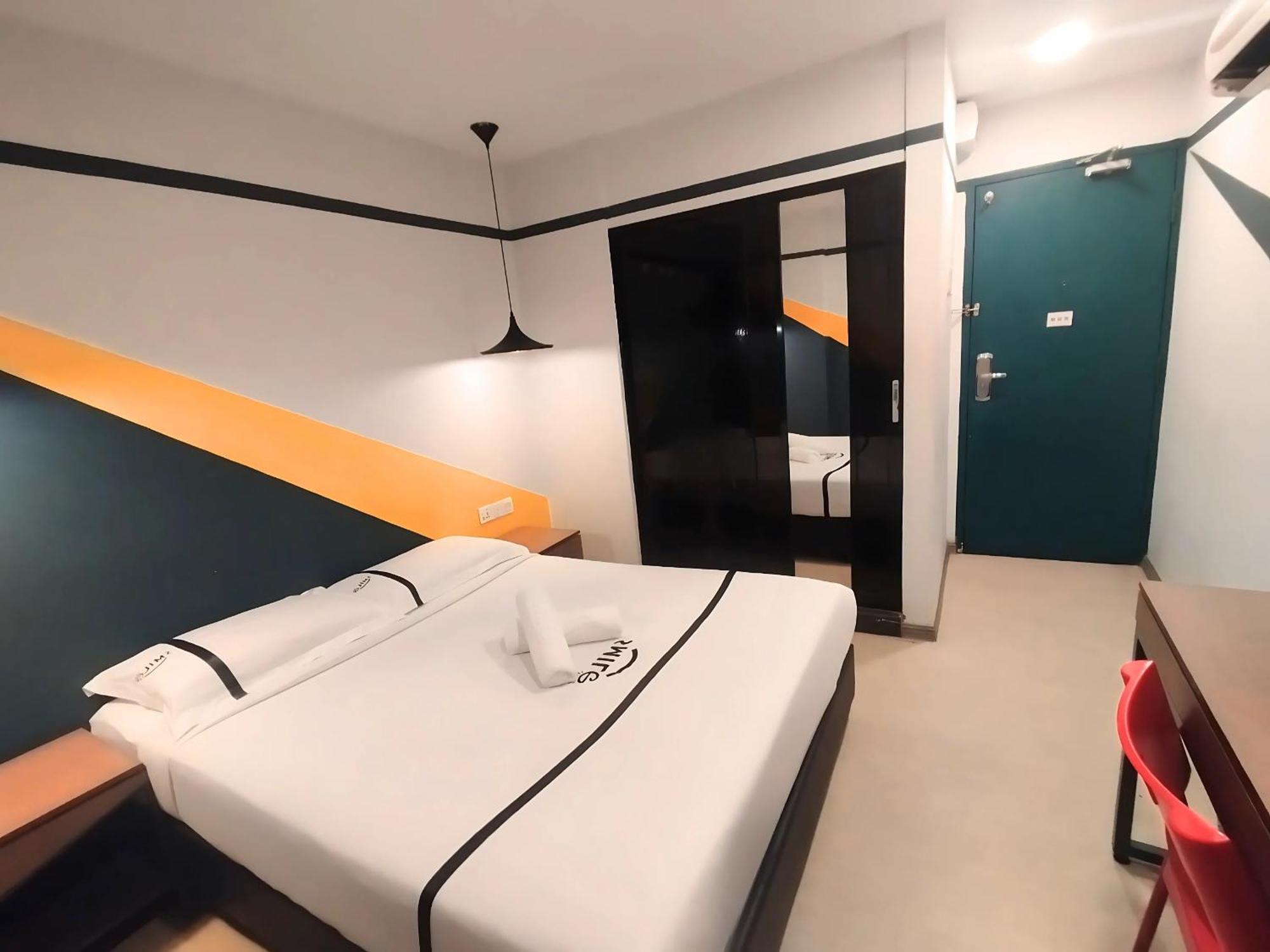 Smile Hotel C180 Cheras Selatan Екстер'єр фото