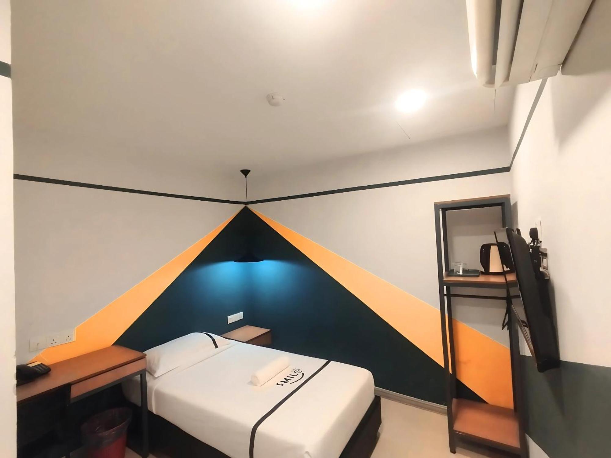 Smile Hotel C180 Cheras Selatan Екстер'єр фото